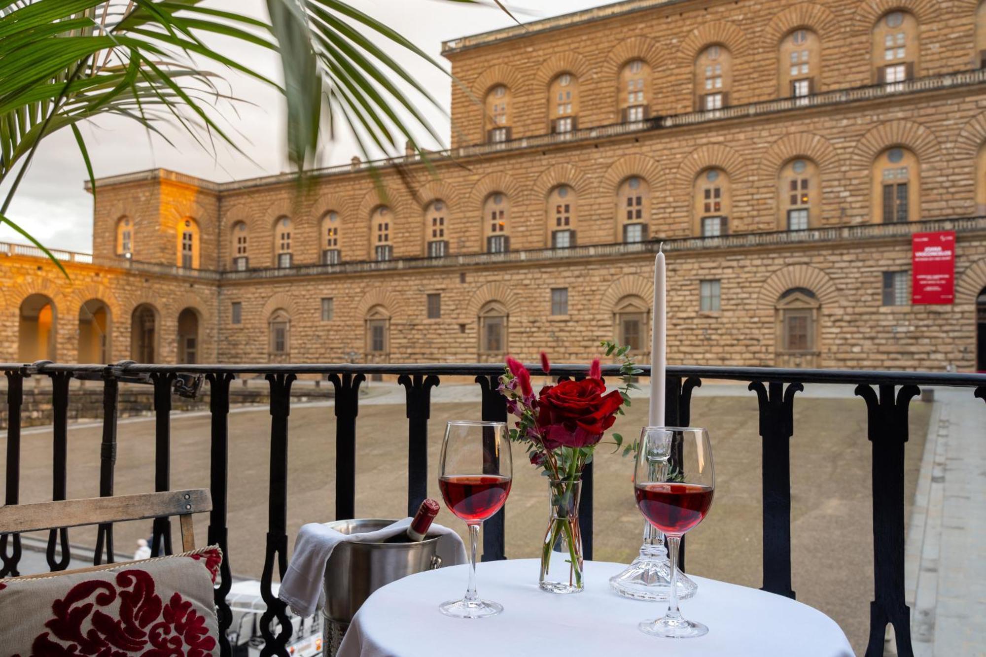 Piazza Pitti Palace - Residenza D'Epoca Florencia Exterior foto